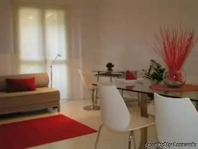 Diagonal Residence Apartments Barcelona 4*,